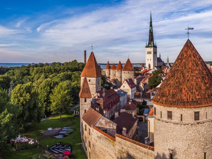 Aquamarine Hotel - Lauluvaeljak Tallinn Dış mekan fotoğraf